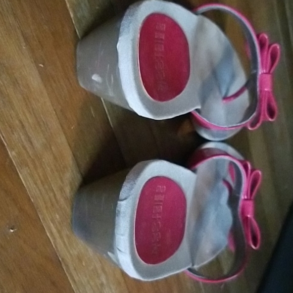 Sandals - Picture 3 of 5